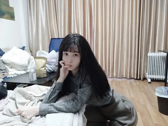 {奇怪资源/神操作}LOL妹子：塞蛋蛋玩英雄联盟？打输射你一屏幕！【各种丝袜/合集】